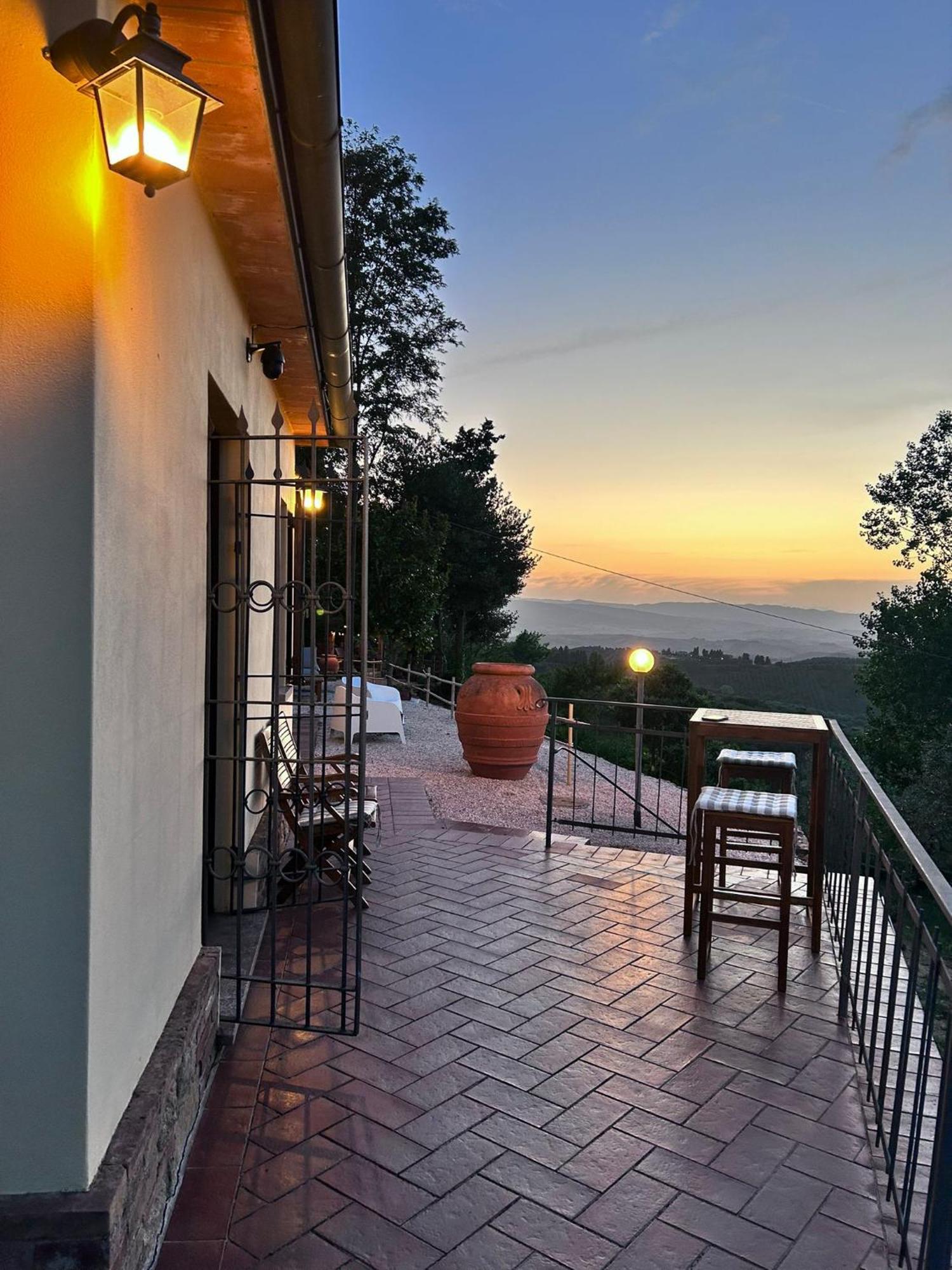 Casa Di Coraggio Volterra Exterior foto